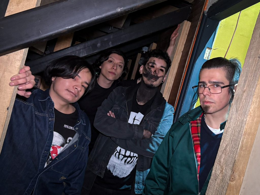 Una Banda Más